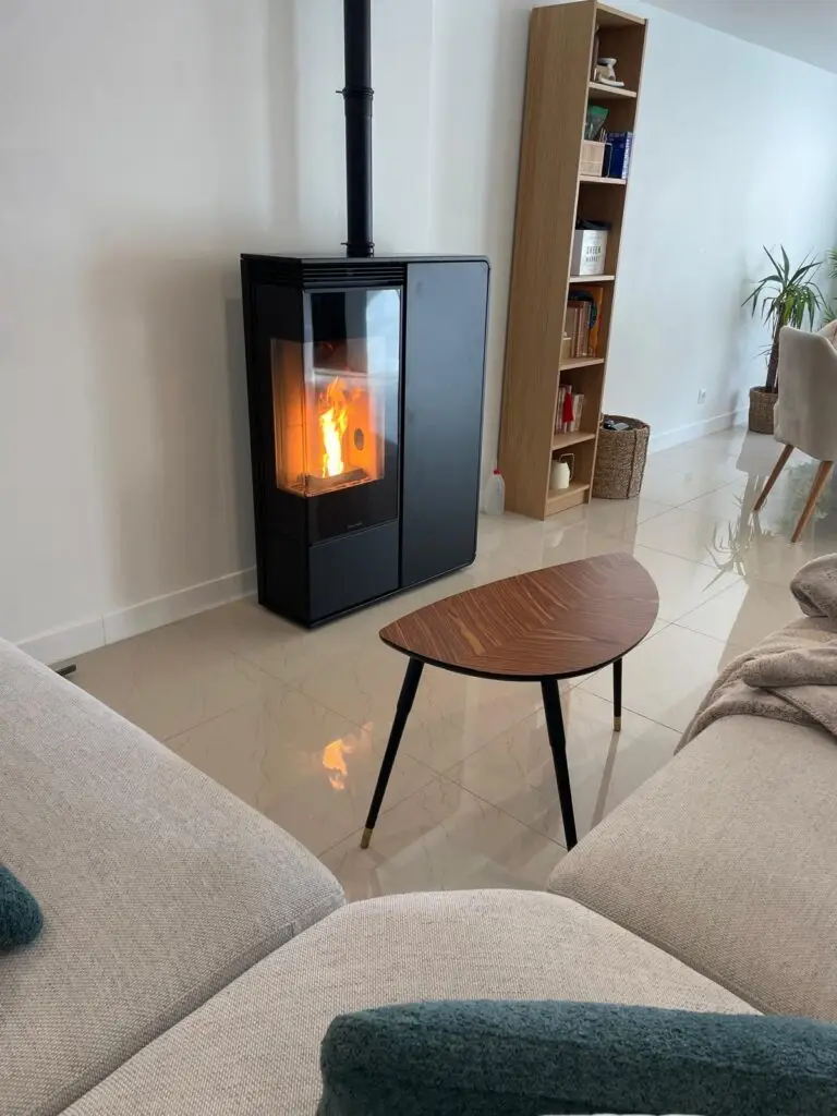 PHoto-Chantier-ECI-LIVE-POELE-GRANULE-BOIS-CHAUDIERE-14