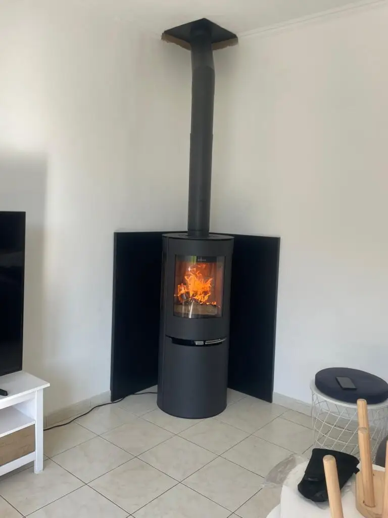 PHoto-Chantier-ECI-LIVE-POELE-GRANULE-BOIS-CHAUDIERE-2