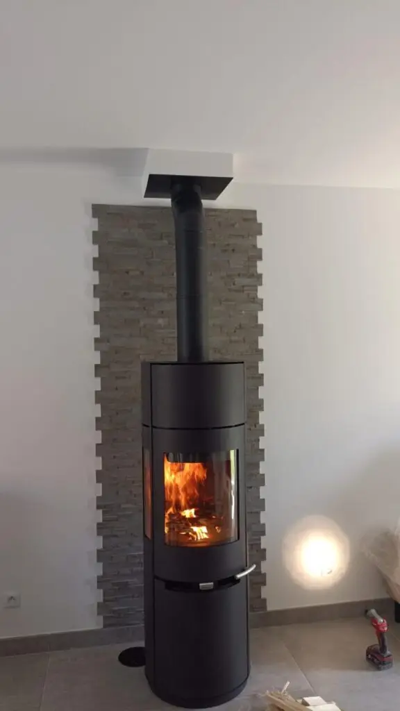 PHoto-Chantier-ECI-LIVE-POELE-GRANULE-BOIS-CHAUDIERE-25