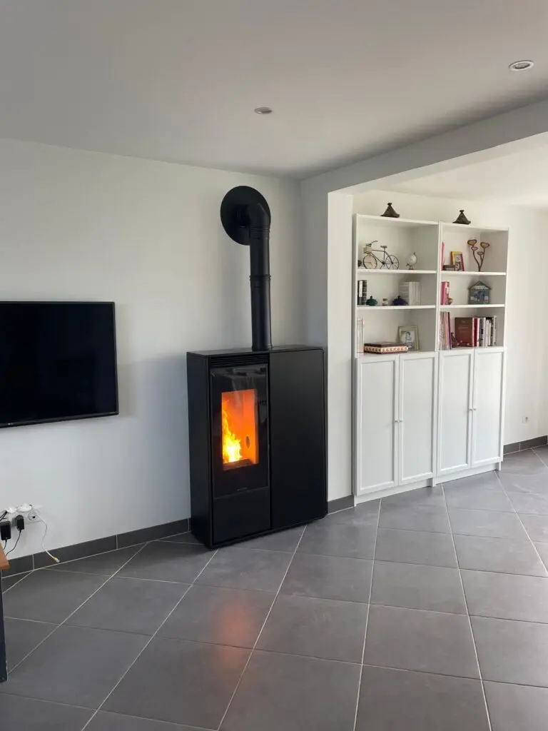 PHoto-Chantier-ECI-LIVE-POELE-GRANULE-BOIS-CHAUDIERE-29